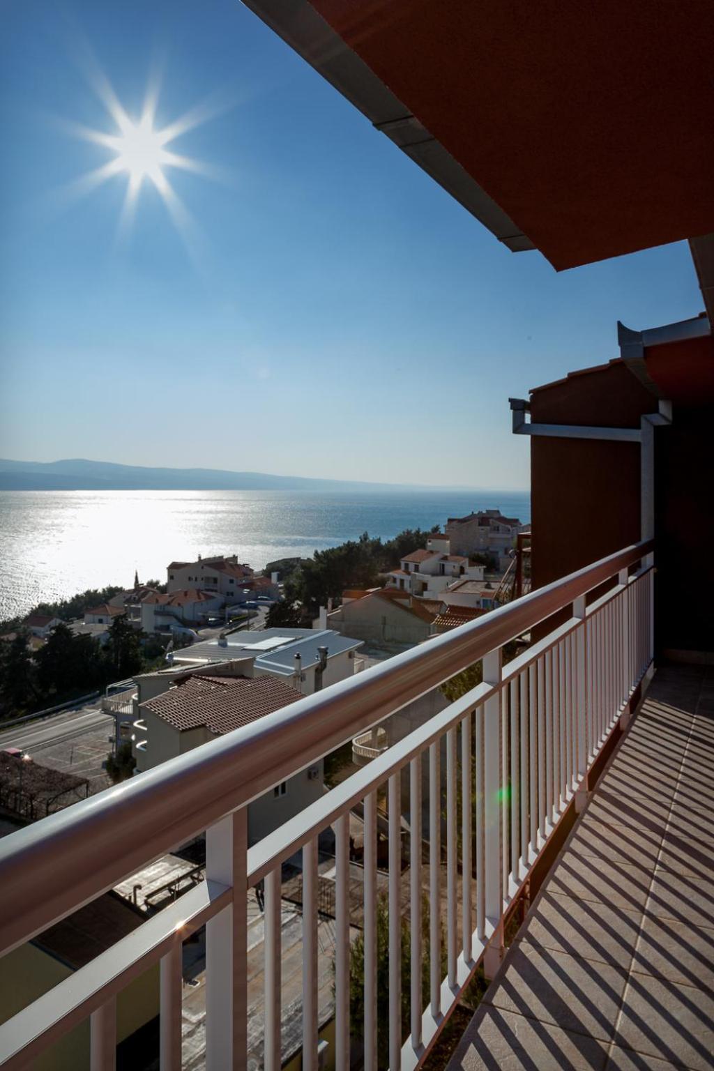 Apartments Toni Omiš Eksteriør billede
